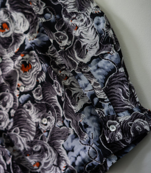 Black Sign L/S 1950s White Tiger Sports Shirt